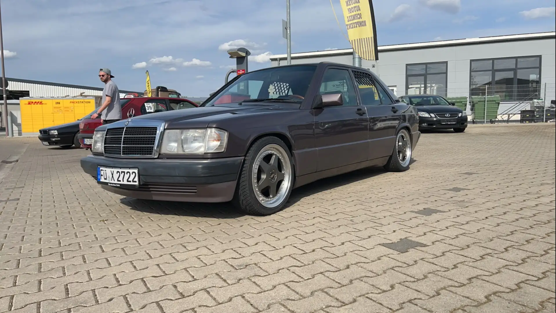 Mercedes-Benz 190 1.8L smeđa - 1