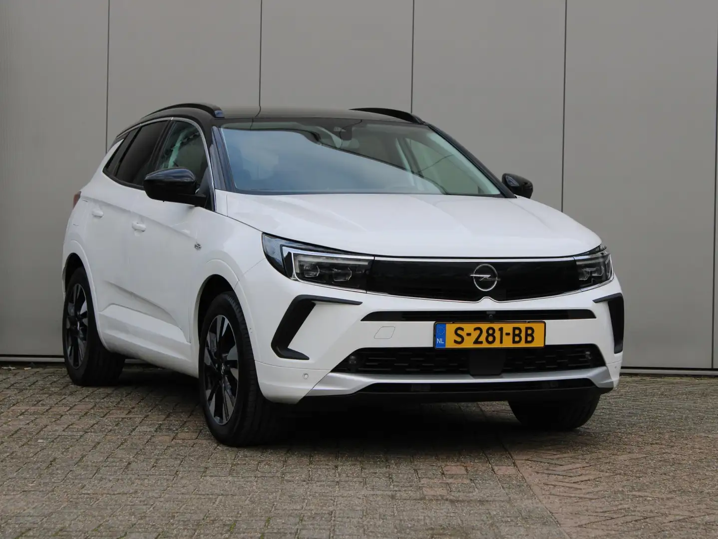 Opel Grandland 1.2 Turbo Ultimate Automaat | Navi / Camera / Alca Wit - 2