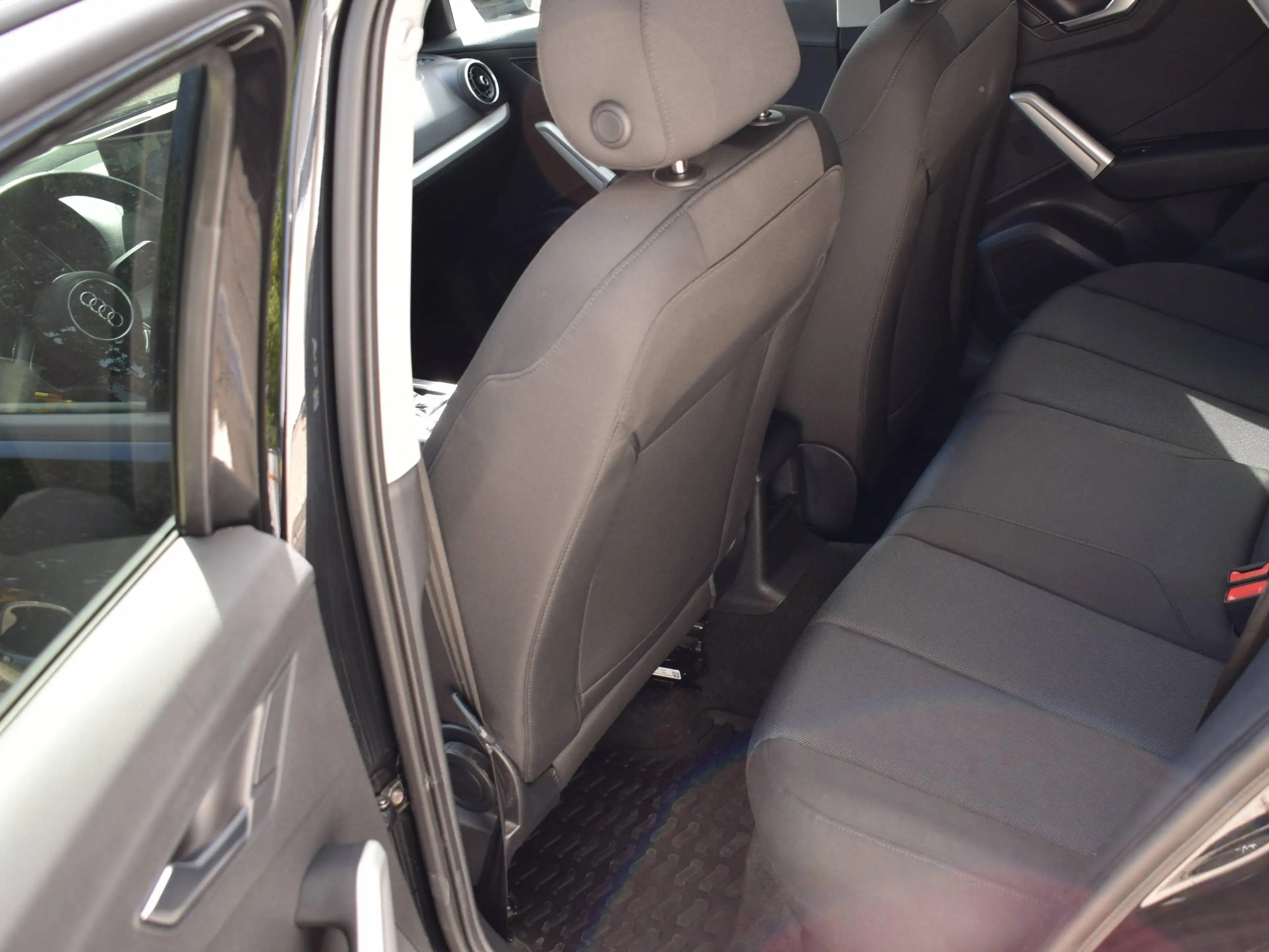 Audi Q2 35 TFSI S-Tronic/Advanced/Navi/Cam/BlackPaket — photo 26