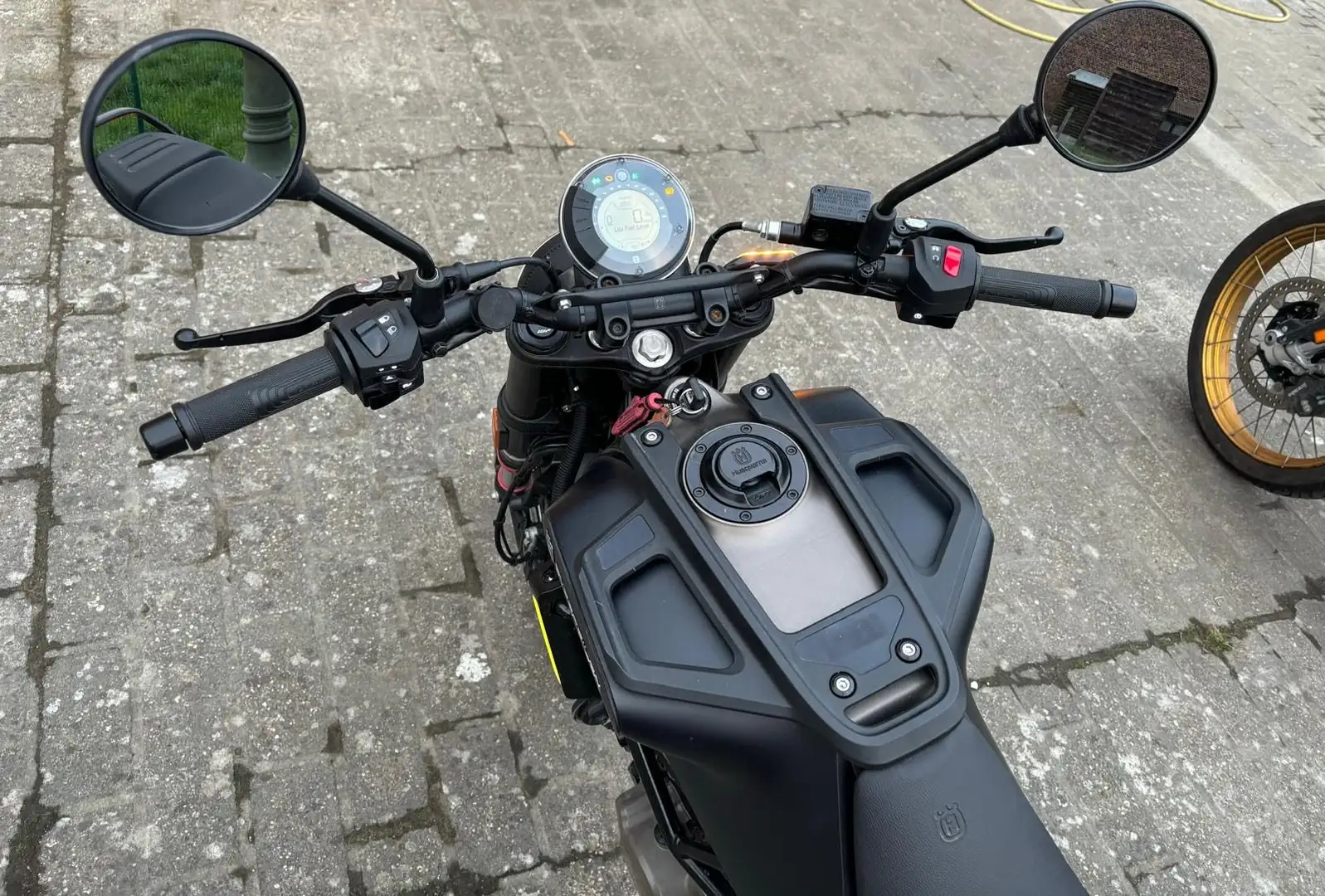 Husqvarna Svartpilen Gri - 1
