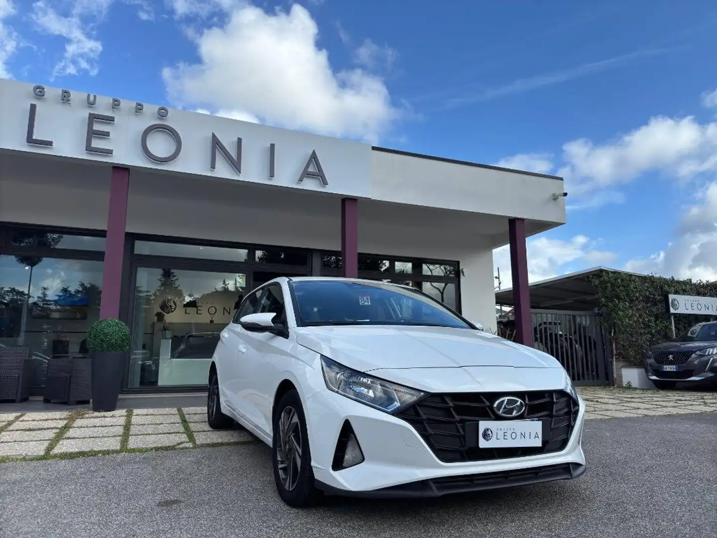 Hyundai i20 1.2 mpi Connectline aziendale Blanc - 1