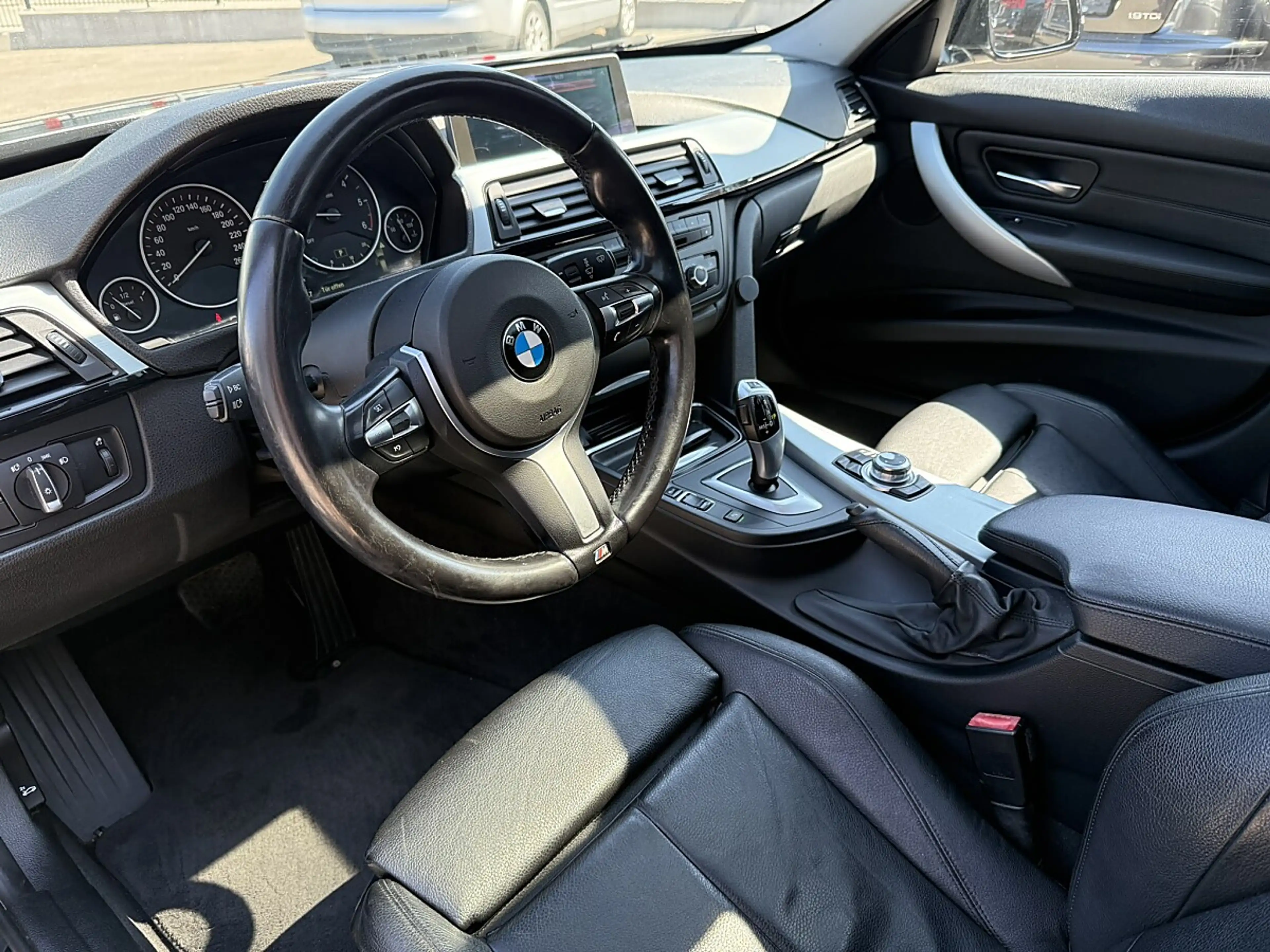 BMW 330 d Touring Aut. — photo 3