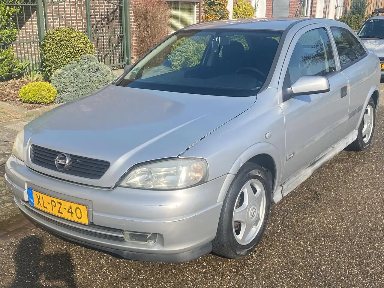 Opel Astra 1.6-16V Sport, foto 2
