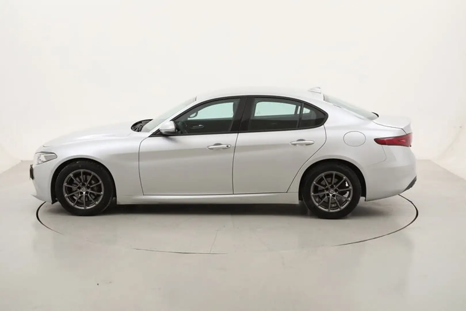 Alfa Romeo Giulia Business AT8 2.1 Diesel 160CV Argento - 2