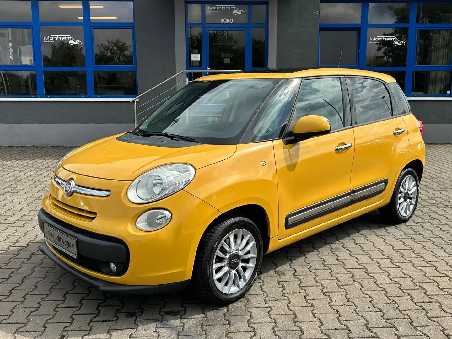 Fiat 500L Lounge Jaune - 1