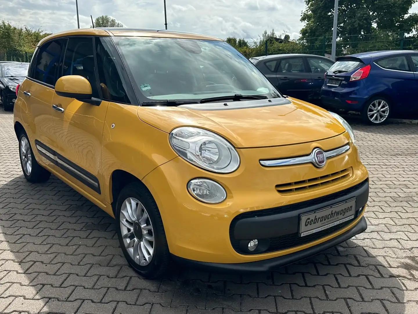 Fiat 500L Lounge Jaune - 2