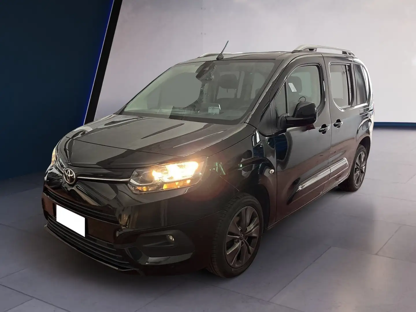 Toyota Proace City Verso 1.5D 100cv S&S mt6 L1 D Luxury Gris - 2