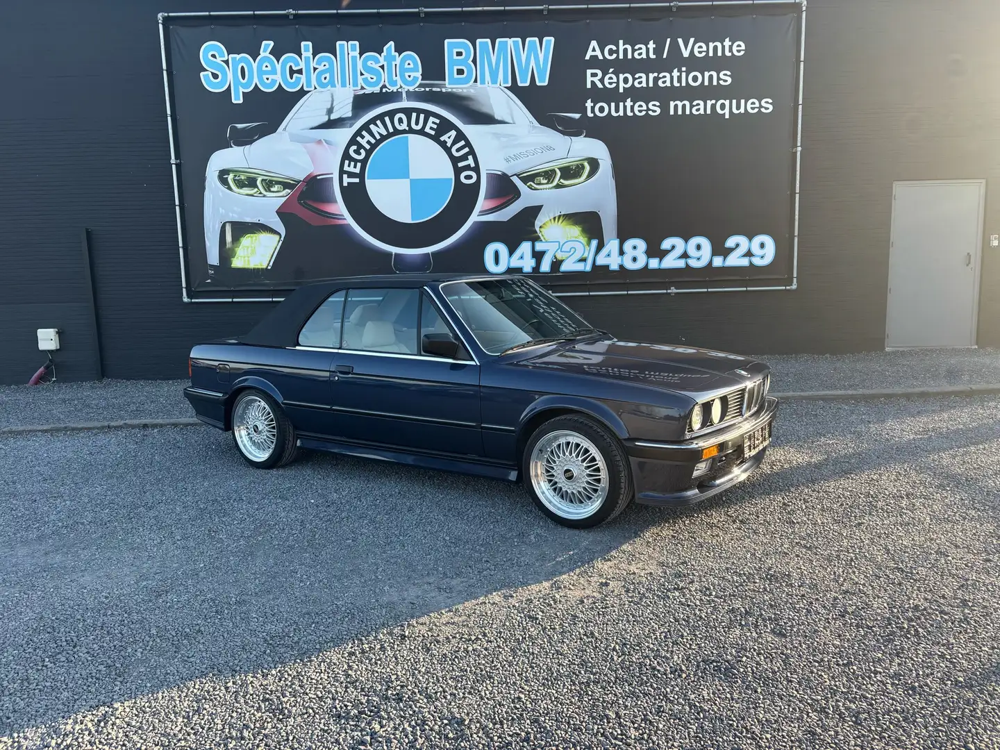 BMW 325 Blue - 1