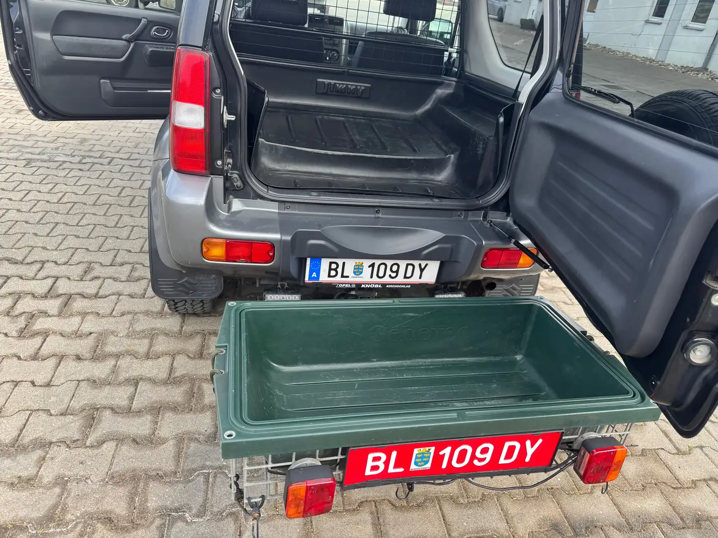 Suzuki Jimny Negro - 1
