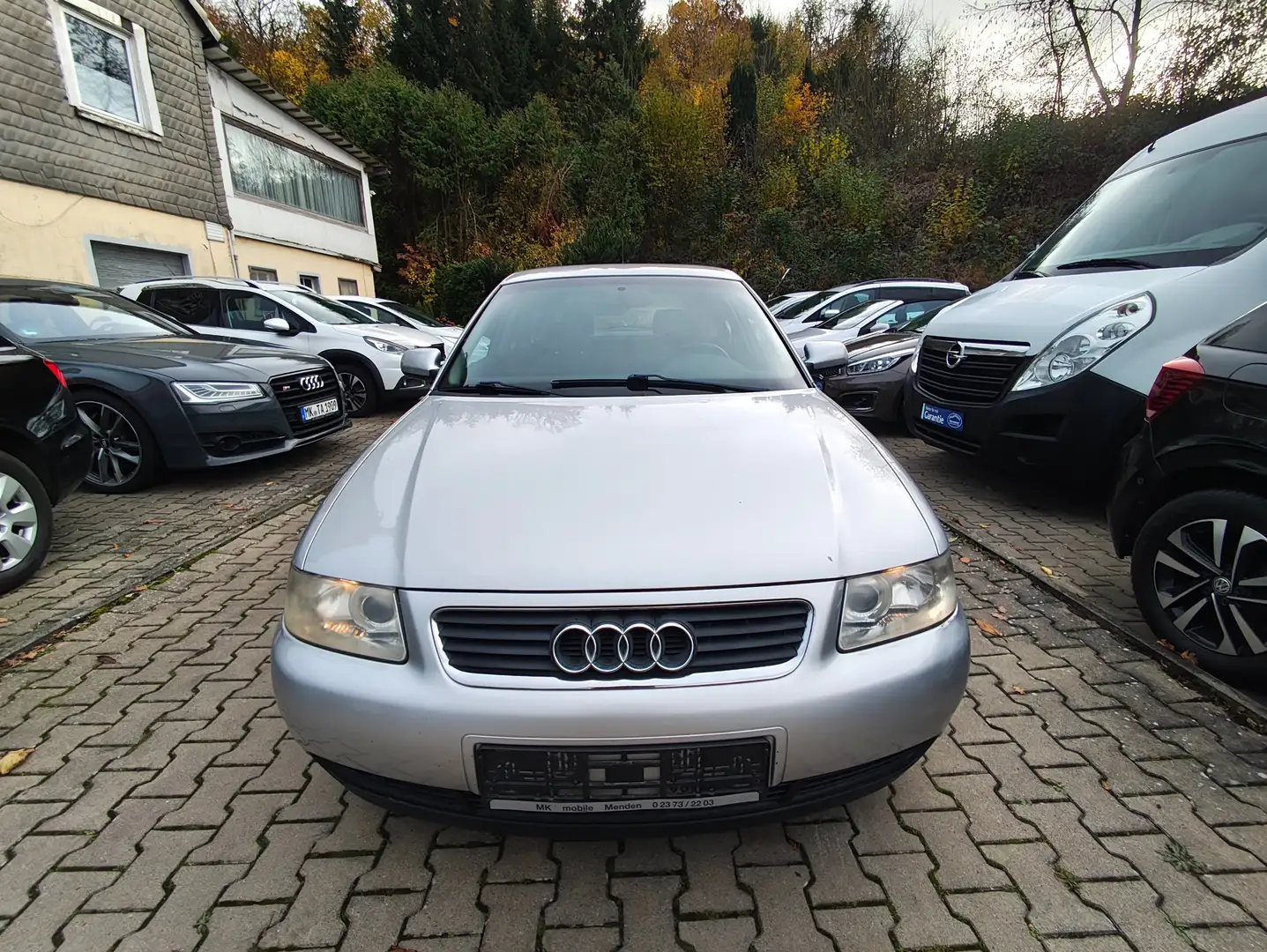 Audi A3 A3 1.6 Automatik Attraction/Wenig KM/Zahnriemen ne Argent - 1