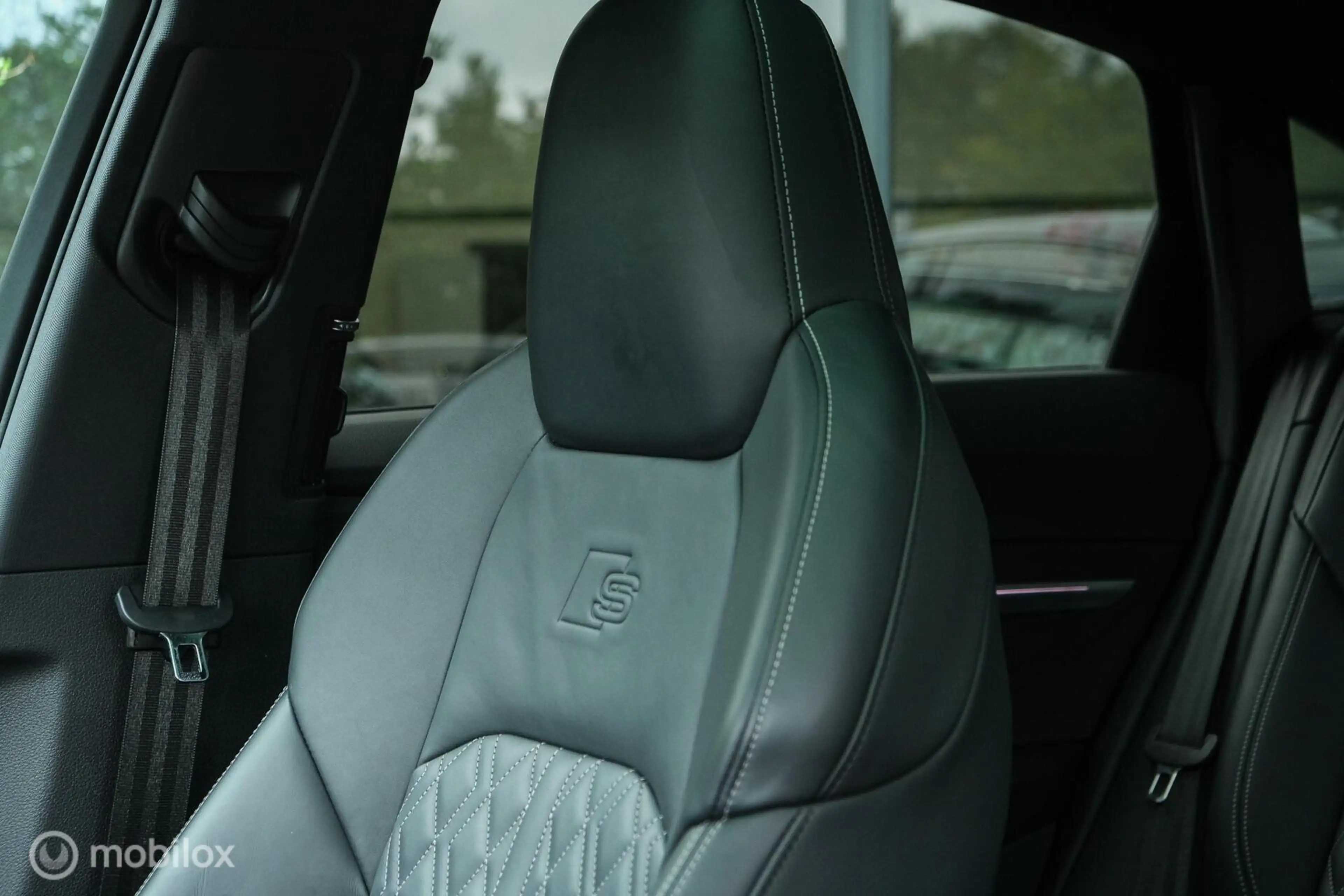 Audi e-tron Sportback S quattro 95 kWh | Pano | 360 camera | R — photo 4