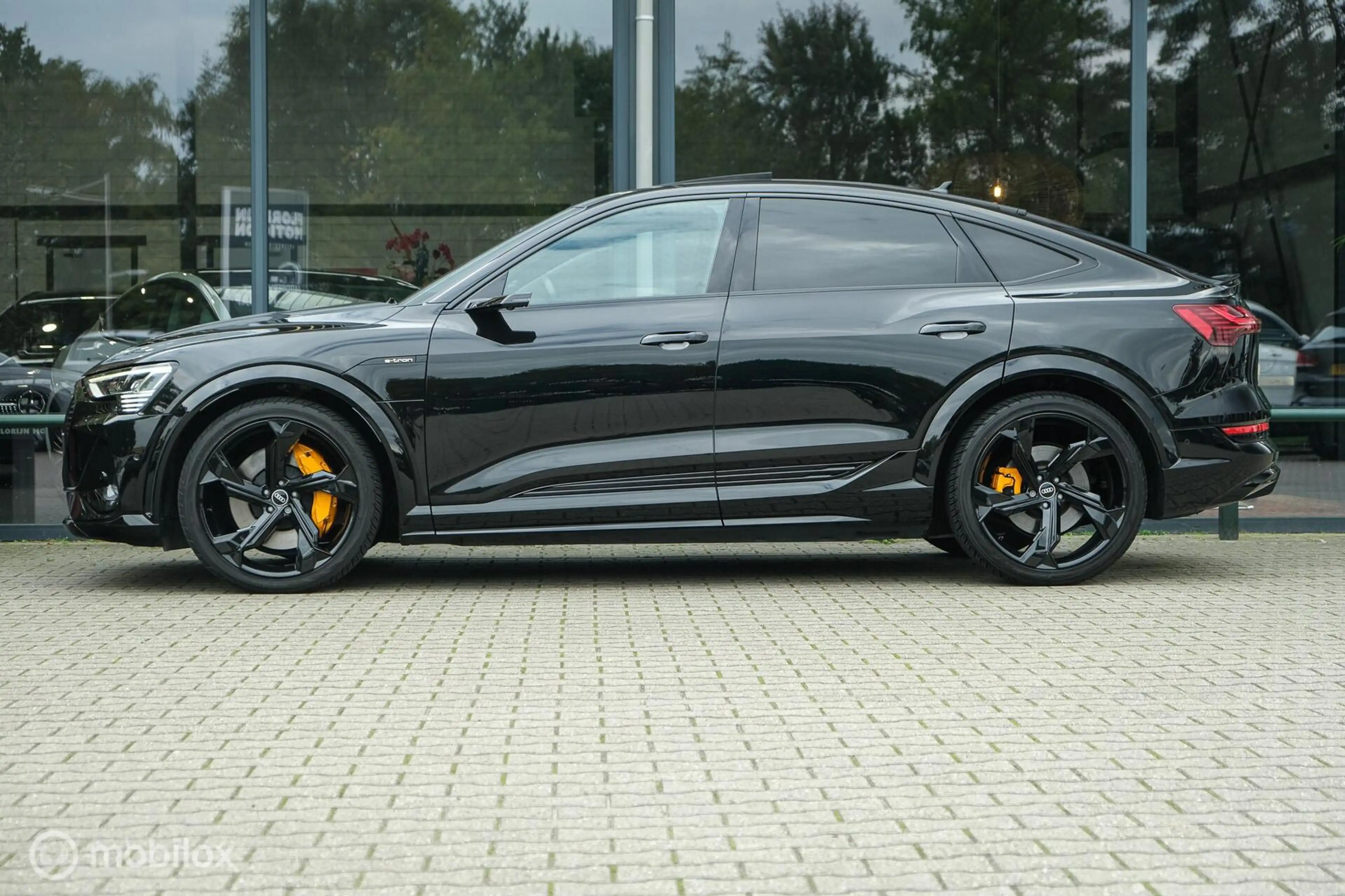 Audi e-tron Sportback S quattro 95 kWh | Pano | 360 camera | R — photo 3