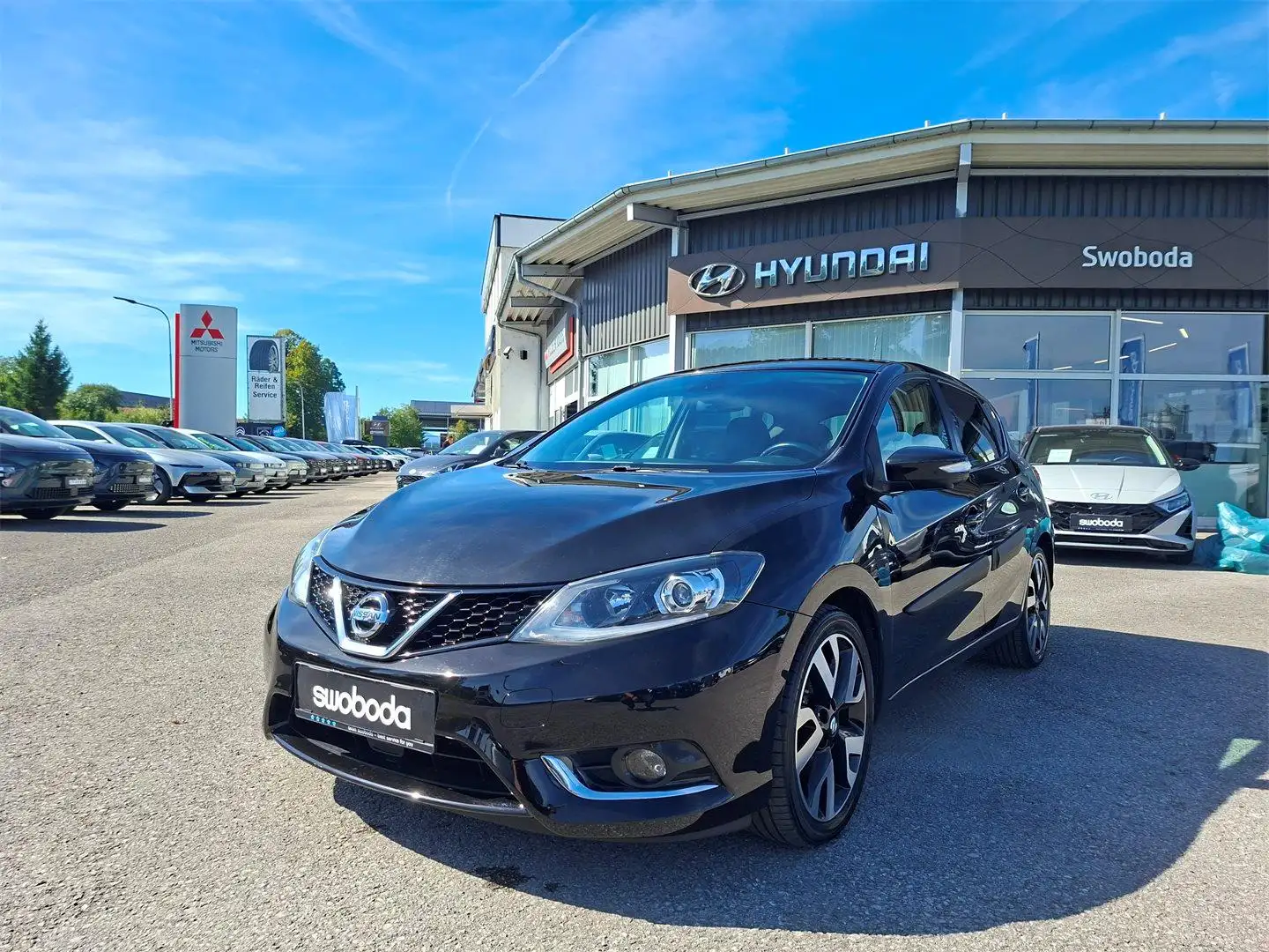 Nissan Pulsar 1,6 DIG Tekna Schwarz - 1