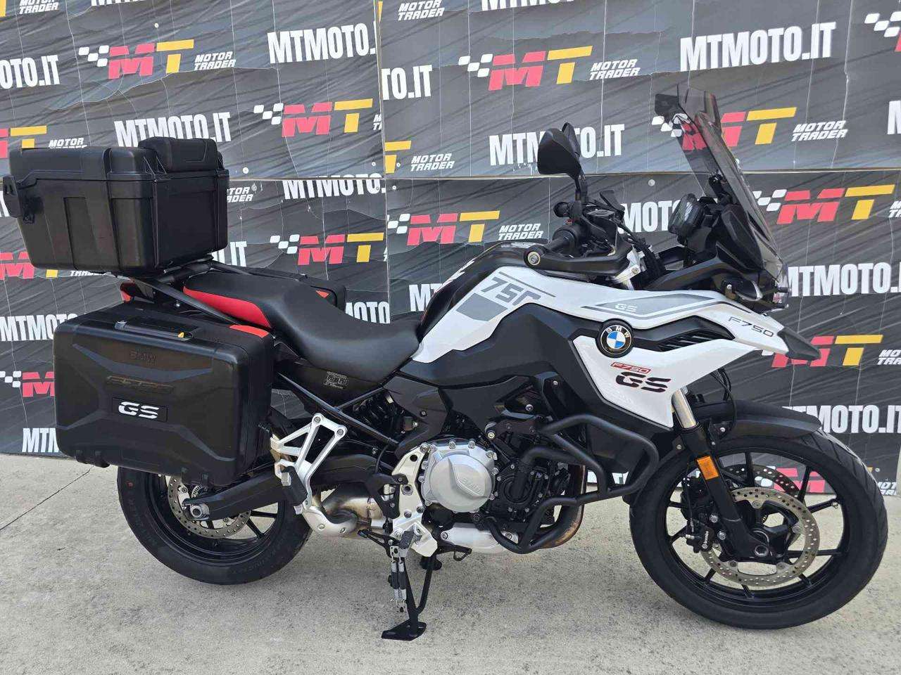 BMW F 750 GS Video 360