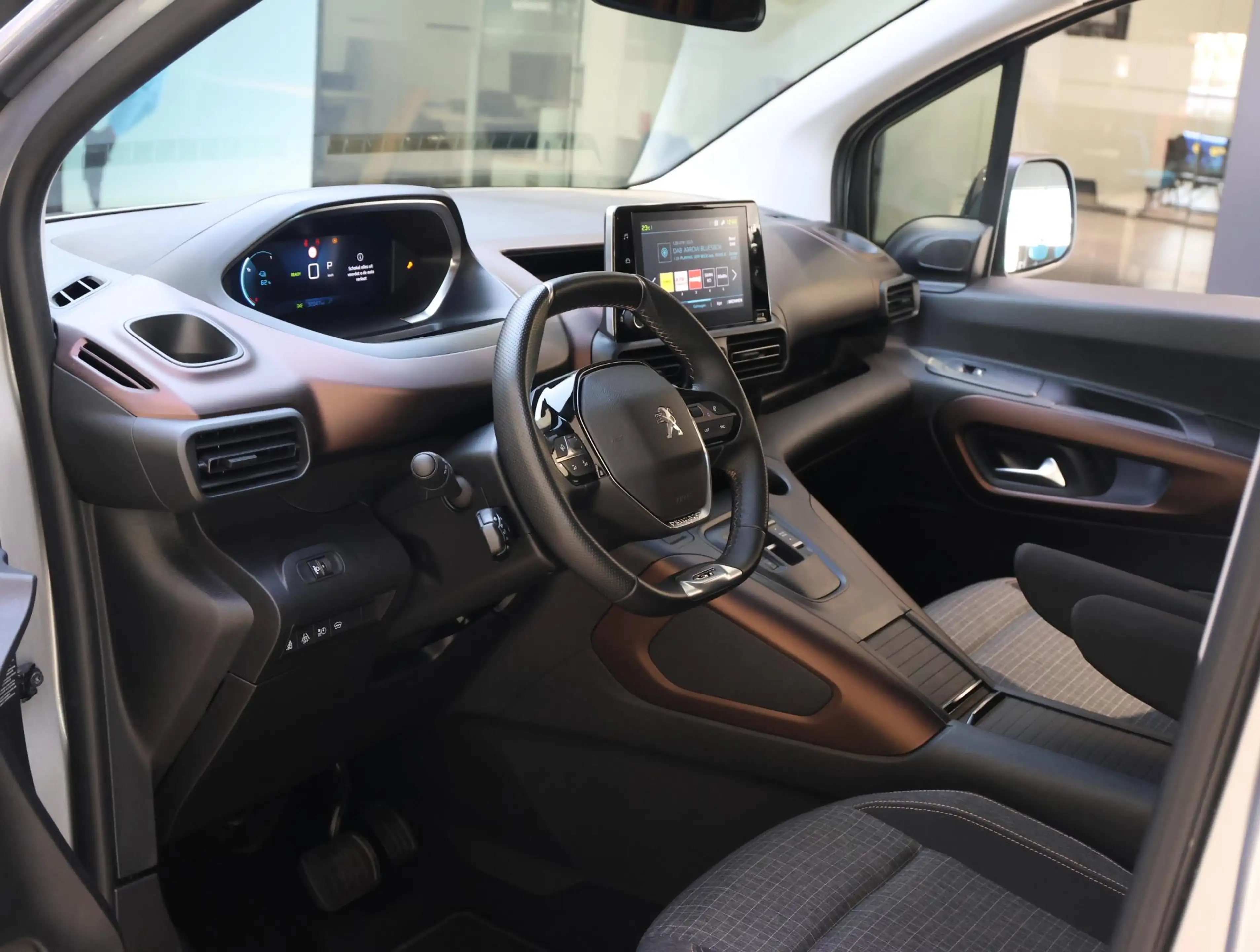 Peugeot e-Rifter EV GT 50 kWh SoH 99% | Trekhaak | Stoelverwarming — photo 6