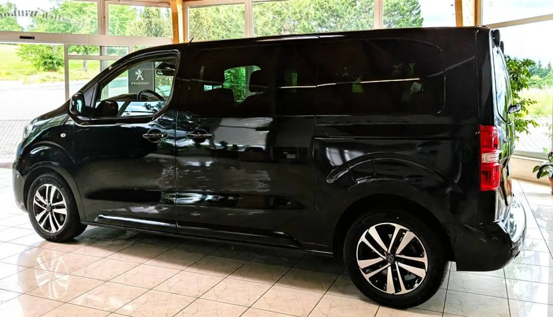 Peugeot Traveller TRAVELLER Allure L2 2.0BlueHDi Schwarz - 1
