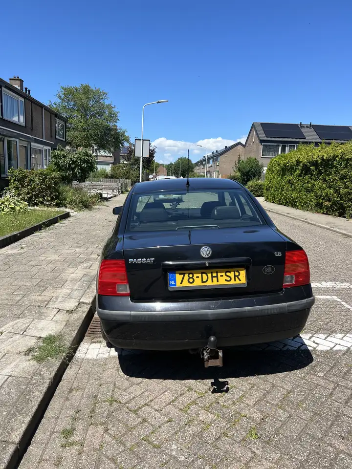 Volkswagen Passat 1.8-5V Trendline, foto 3