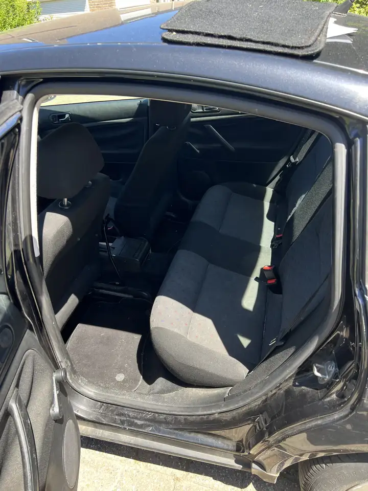 Volkswagen Passat 1.8-5V Trendline, foto 5