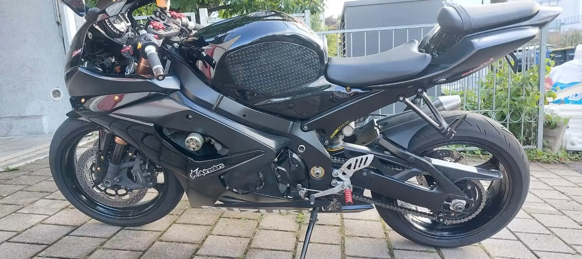 Suzuki GSX-R 1000 K6 Zwart - 2