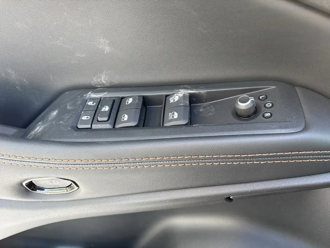 Jeep Cherokee снимка Jeep Cherokee