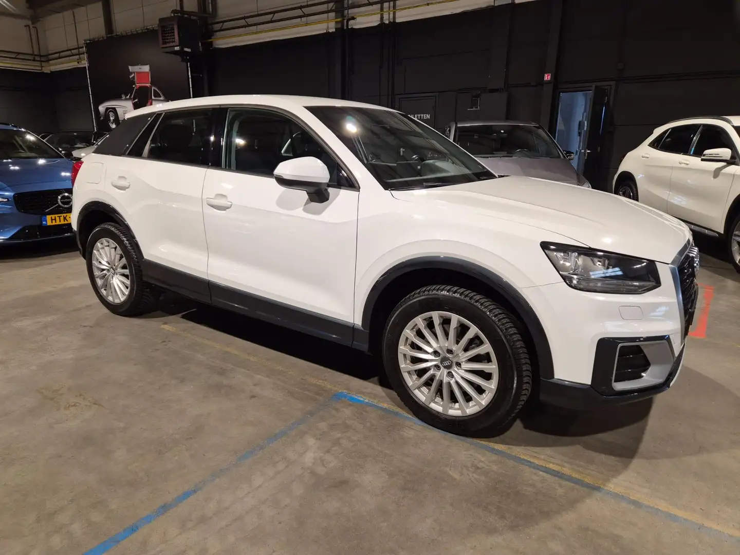 Audi Q2 1.6 TDI Design Pro Line - Automaat - Navigatie - P Wit - 2