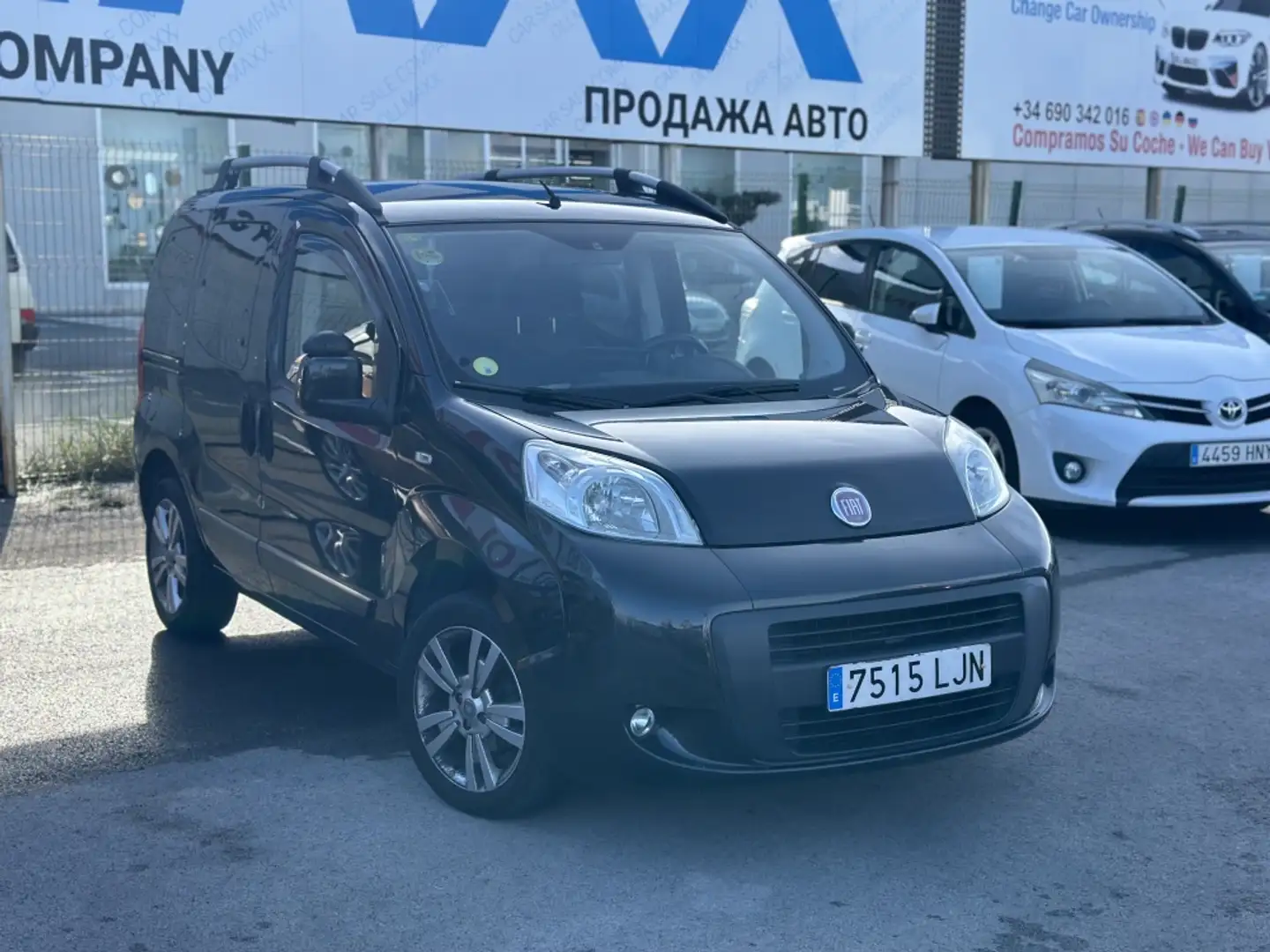 Fiat Qubo Monovolumen Automático de 5 Puertas Negro - 1
