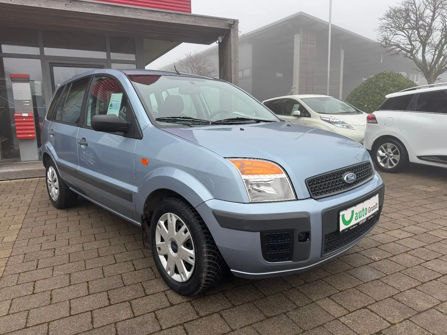 Ford Fusion Fun X Klima Einparkhilfe nur 75.000 km Blau - 2