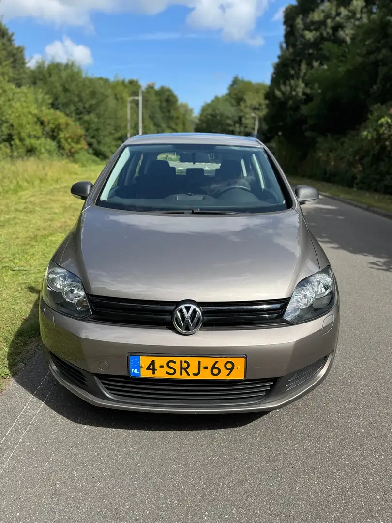 Volkswagen Golf Plus 1.2 TSI 105pk BMT Trendline Bruin - 2