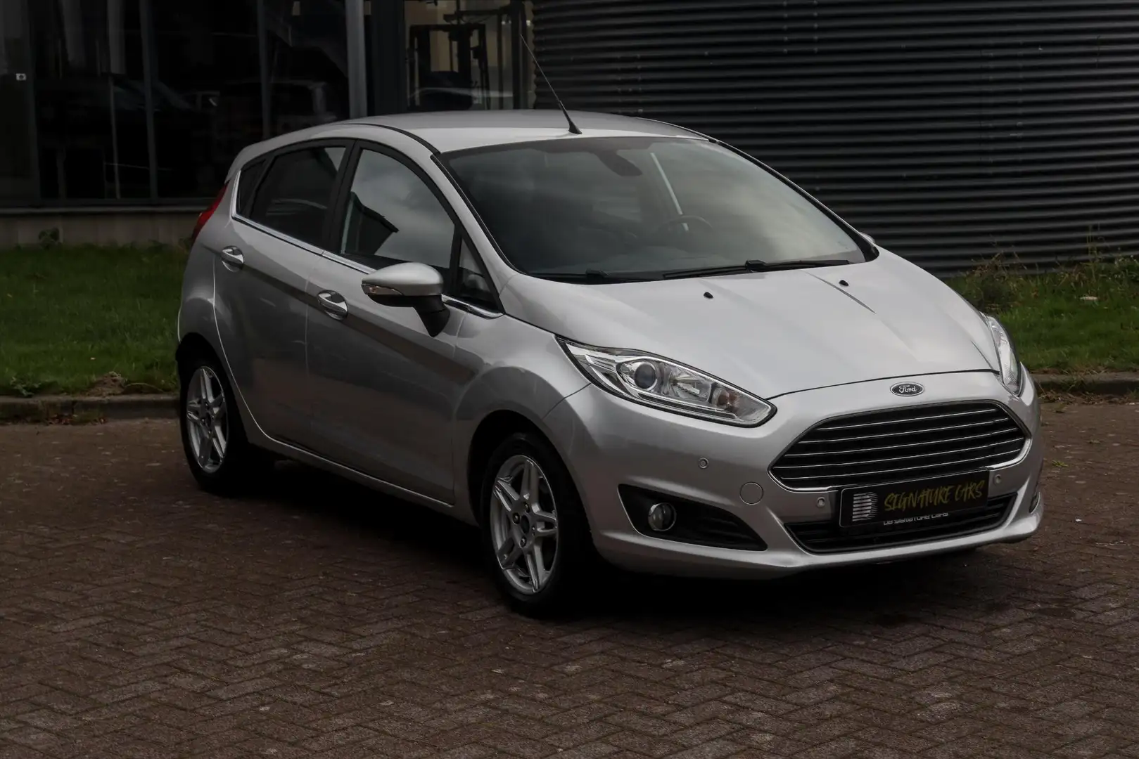 Ford Fiesta 1.0 EcoBoost Titanium X Automaat|PDC|Keyless|Stoel Grijs - 1