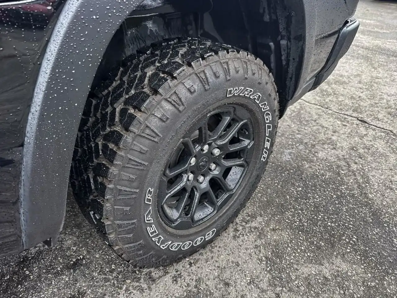 RAM 1500 снимка RAM 1500