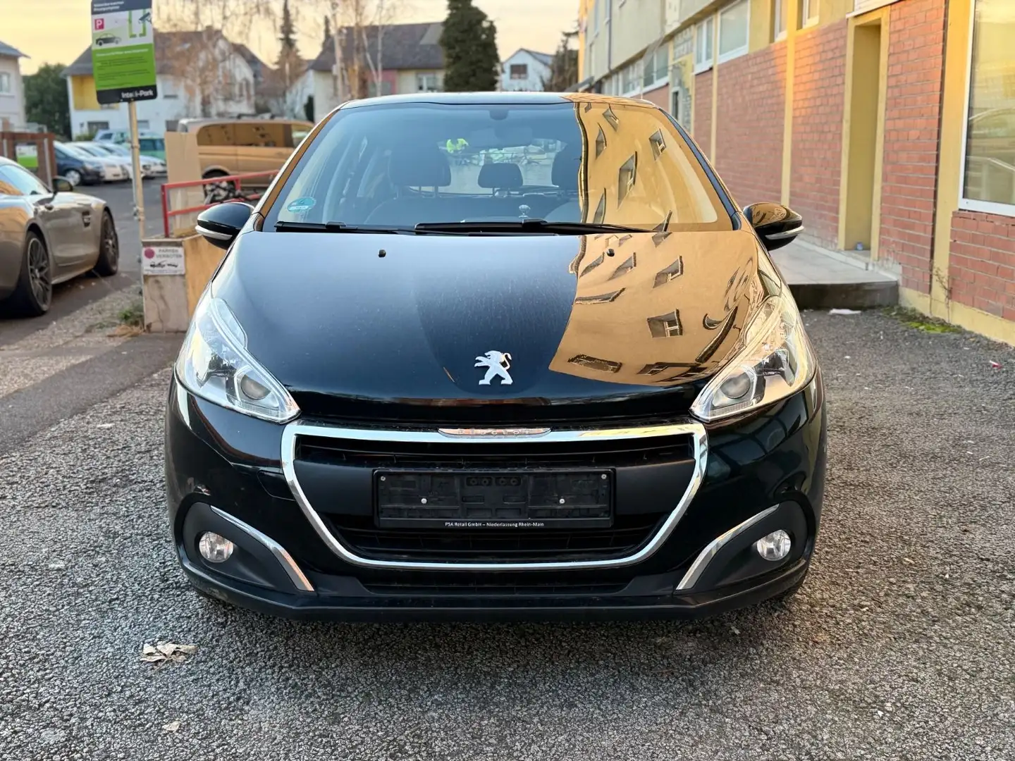 Peugeot 208 PureTech 82 Active *4/5-Türer  *Klima Noir - 2