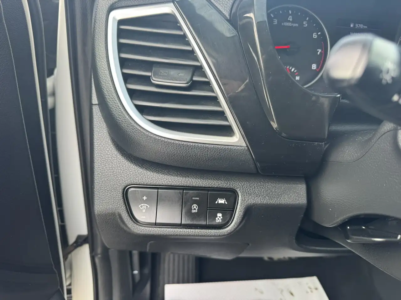 Kia Seltos снимка Kia Seltos