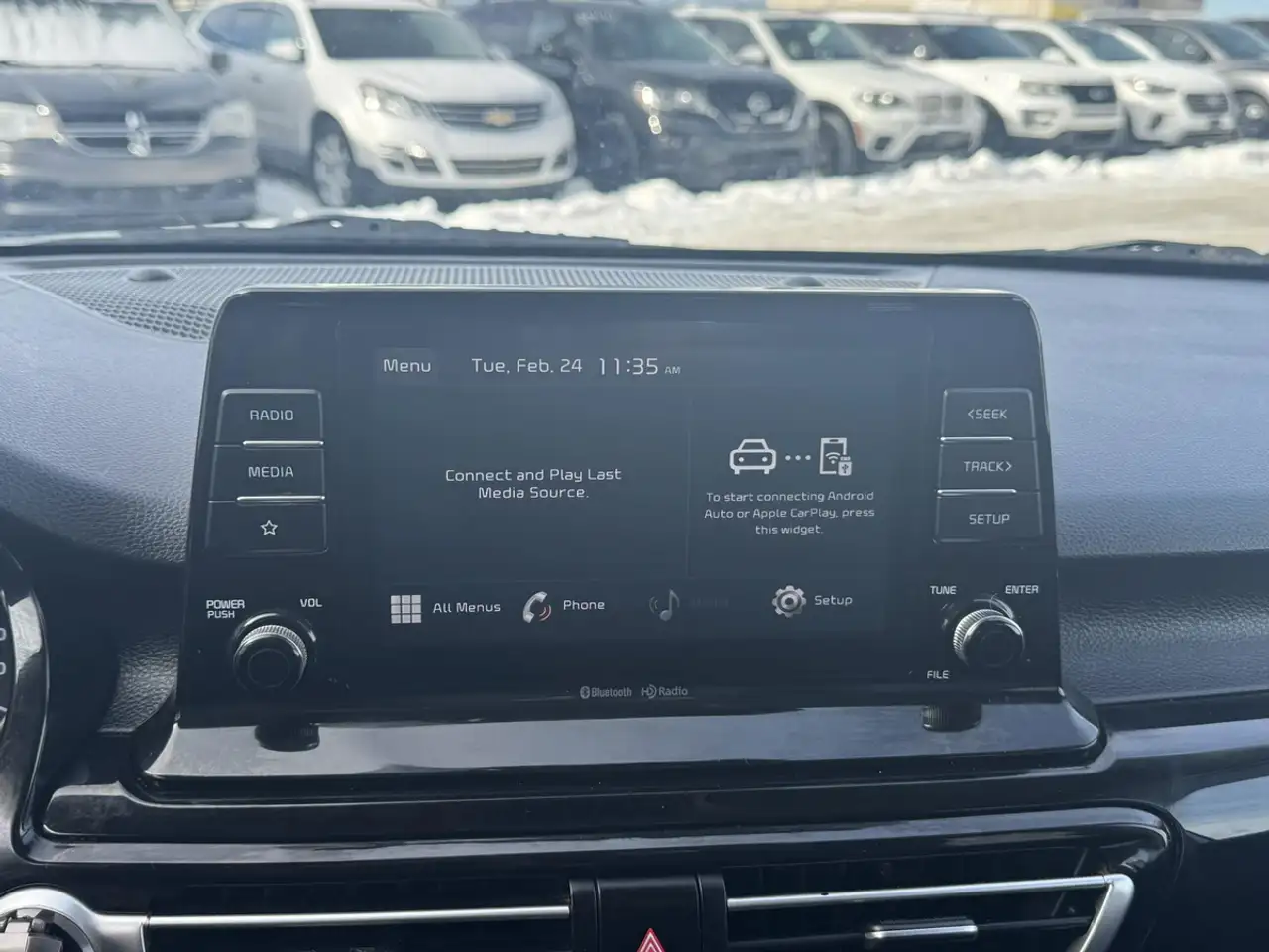 Kia Seltos снимка Kia Seltos