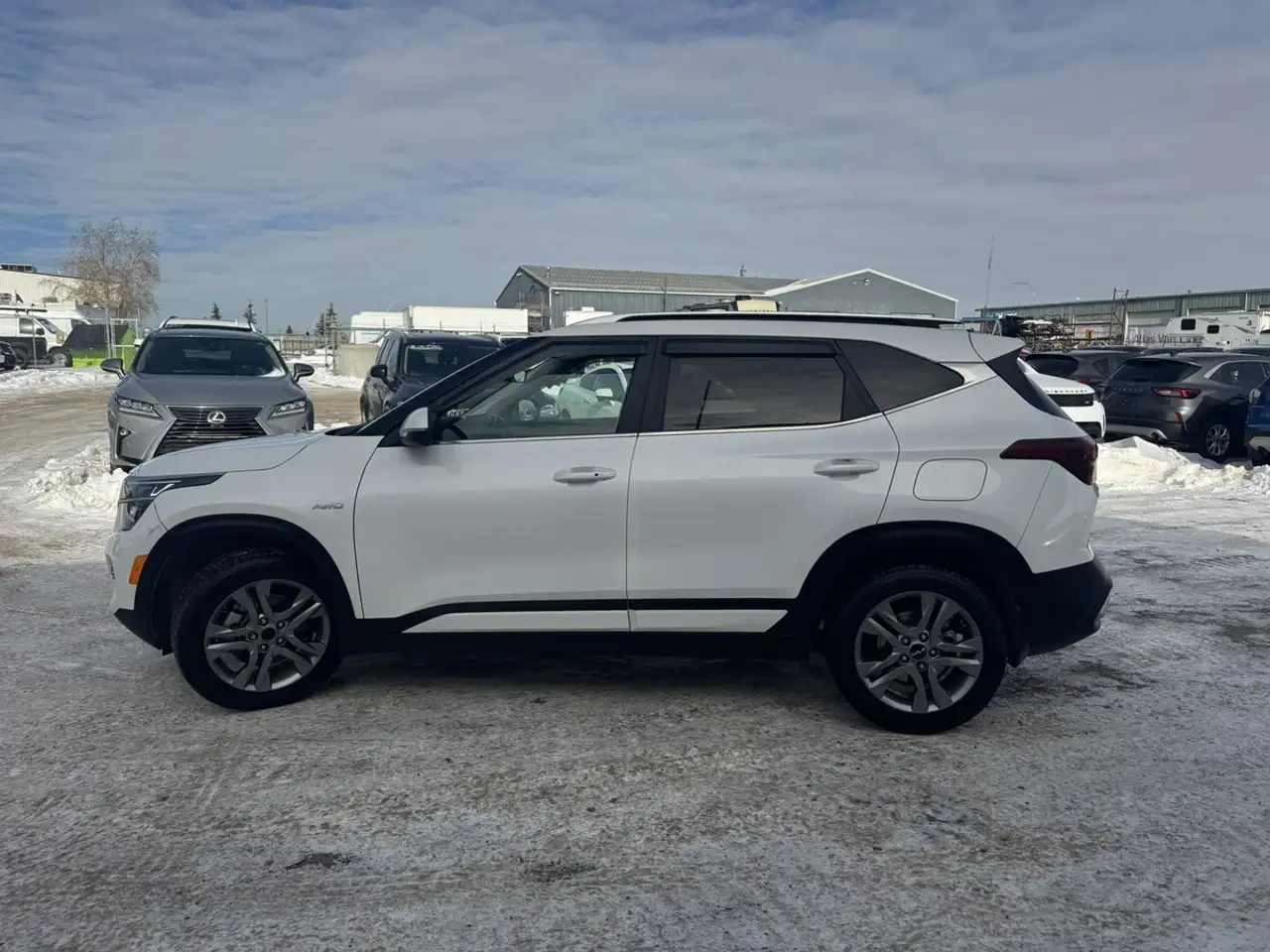 Kia Seltos снимка Kia Seltos