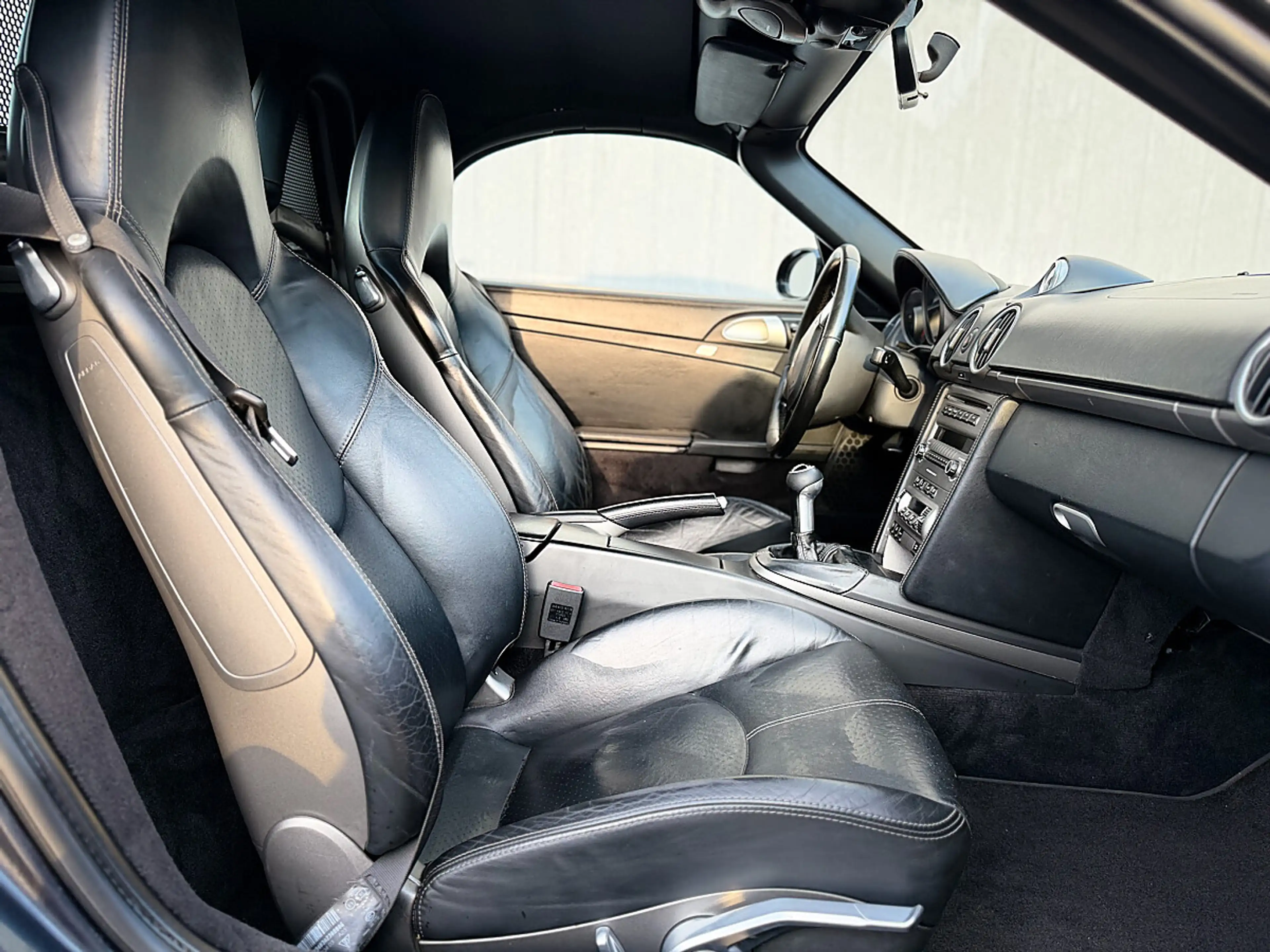 Porsche Boxster 2,7 — photo 11