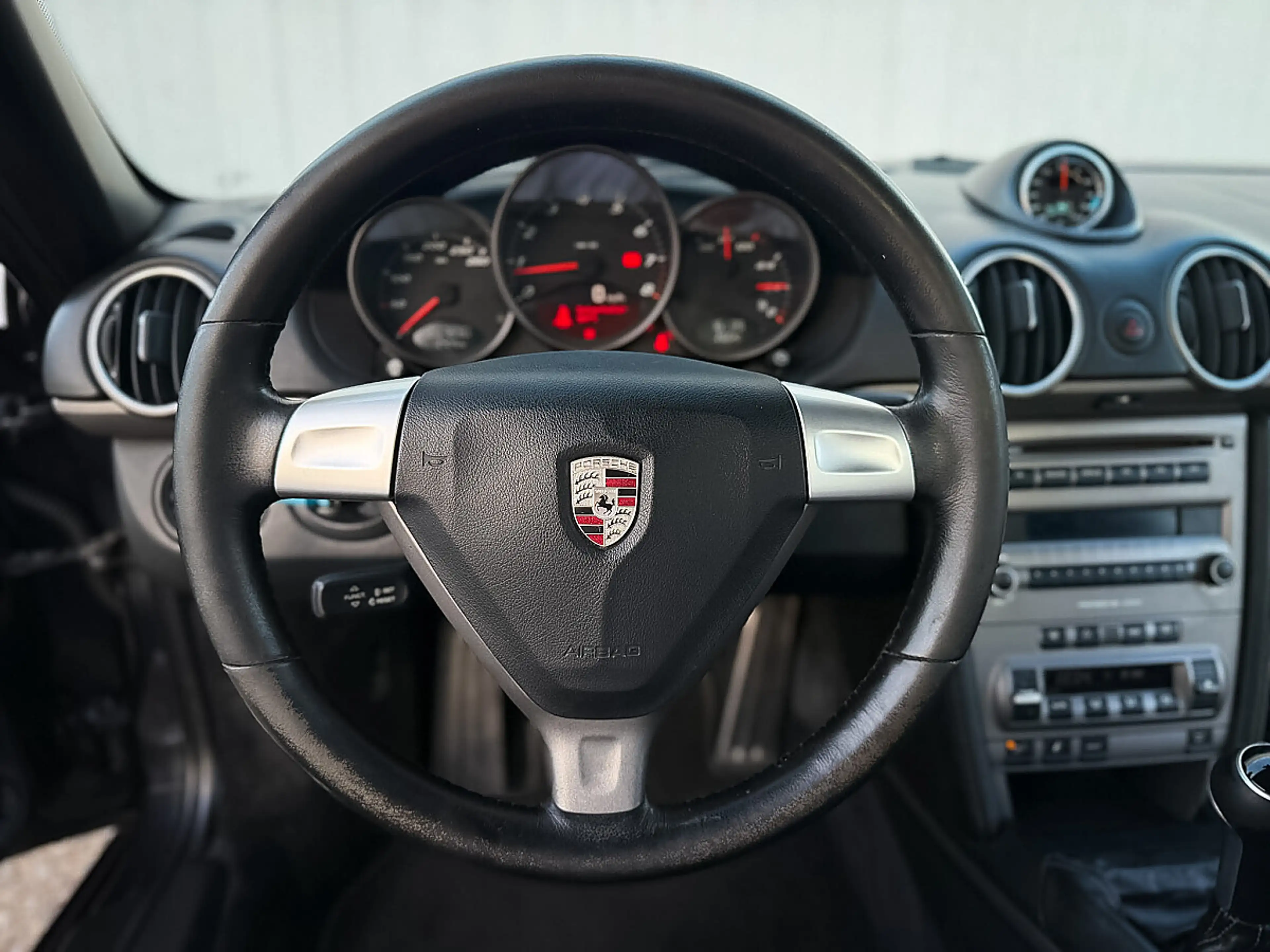 Porsche Boxster 2,7 — photo 12