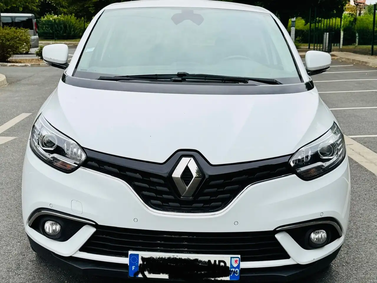 Renault Scenic Blue dCi 120 EDC Limited