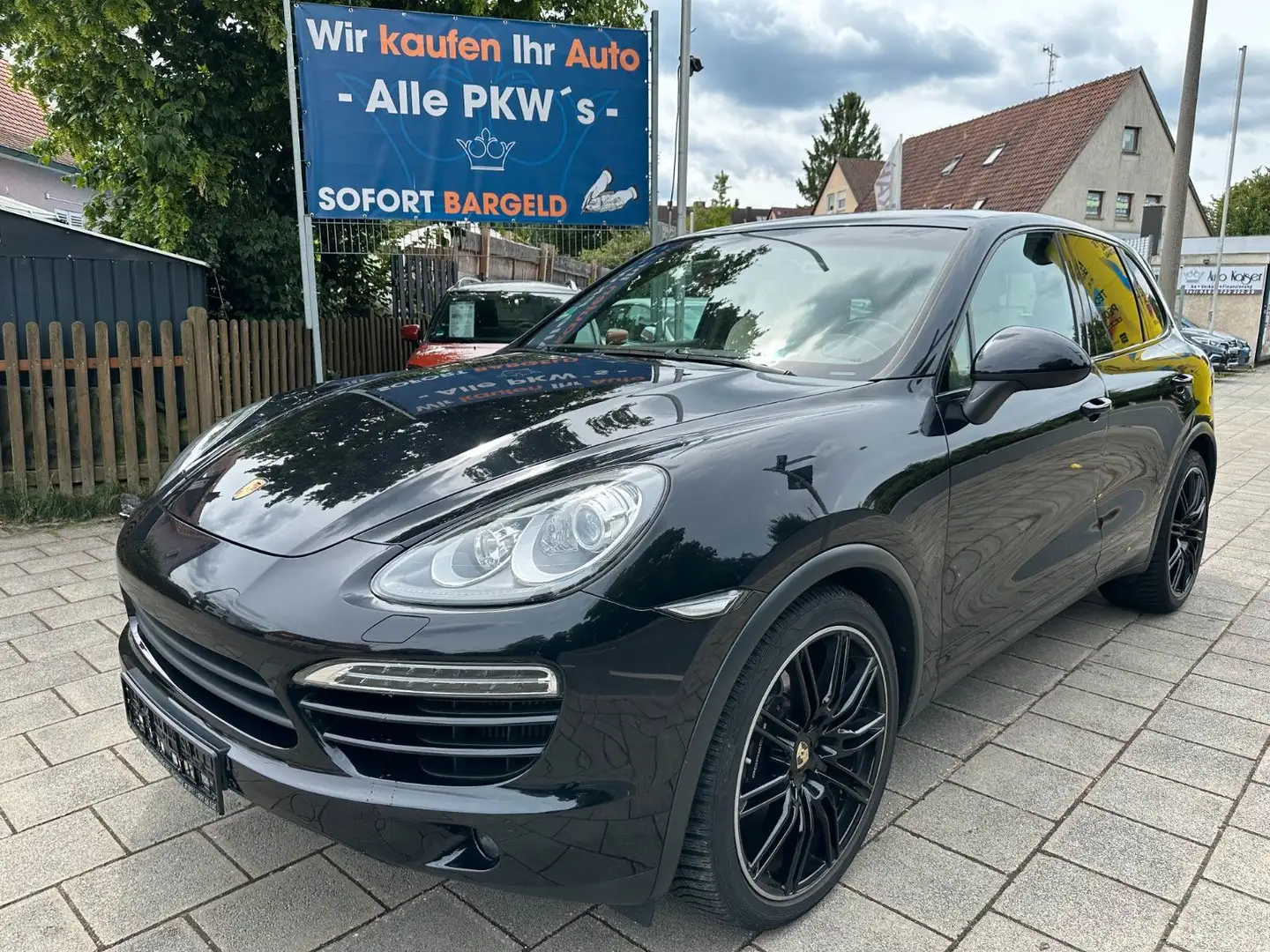 Porsche Cayenne Diesel NAVI/SHZ/PDC/PANORAMA-DACH Schwarz - 1