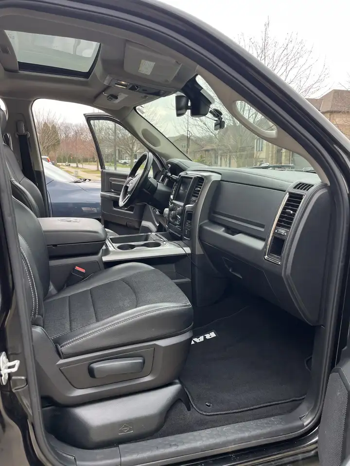 RAM 1500 снимка RAM 1500