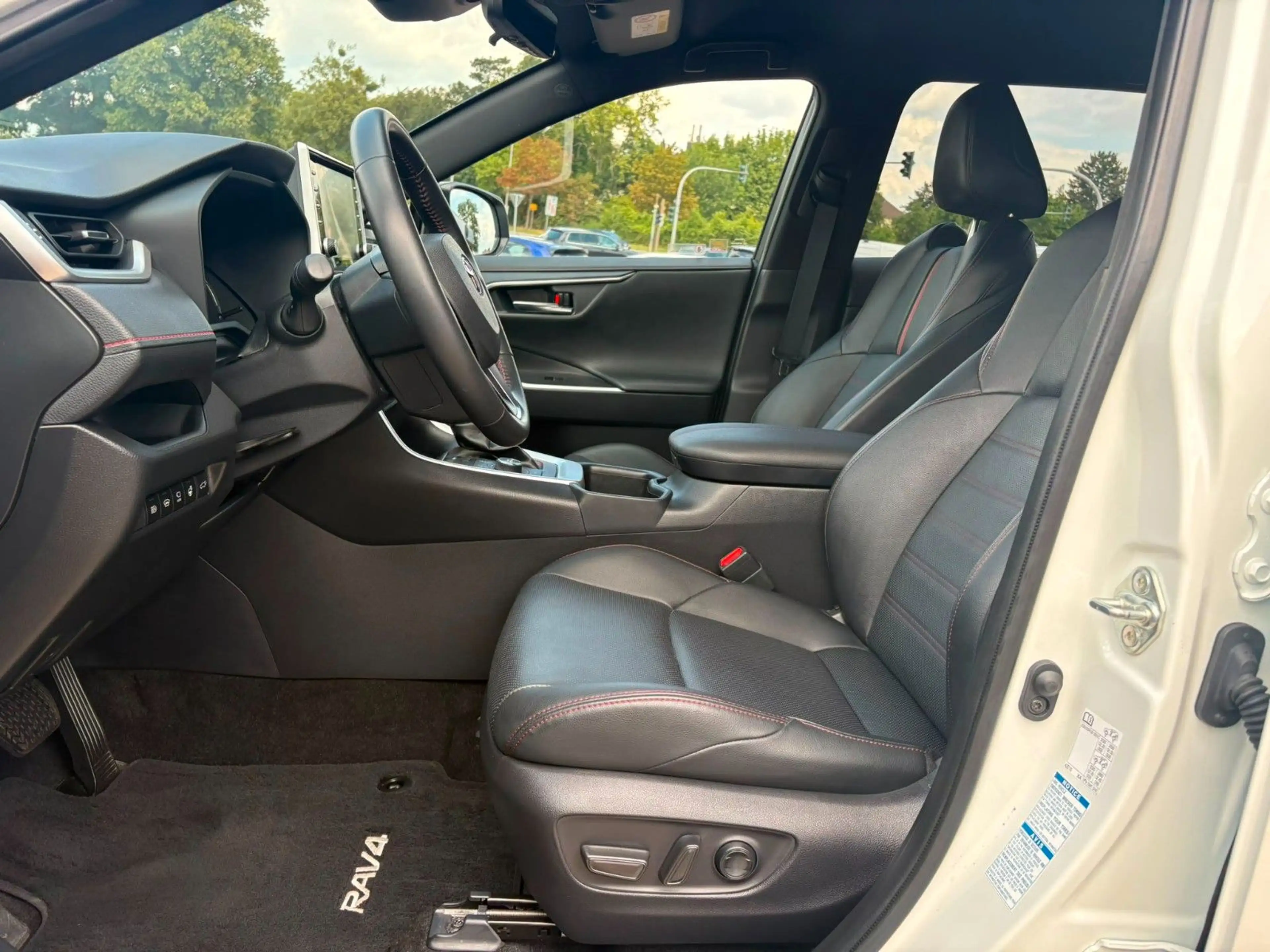 Toyota RAV 4 4 Plug-in Hybrid Style 4x4 **TECHNIKPAKET** — photo 9