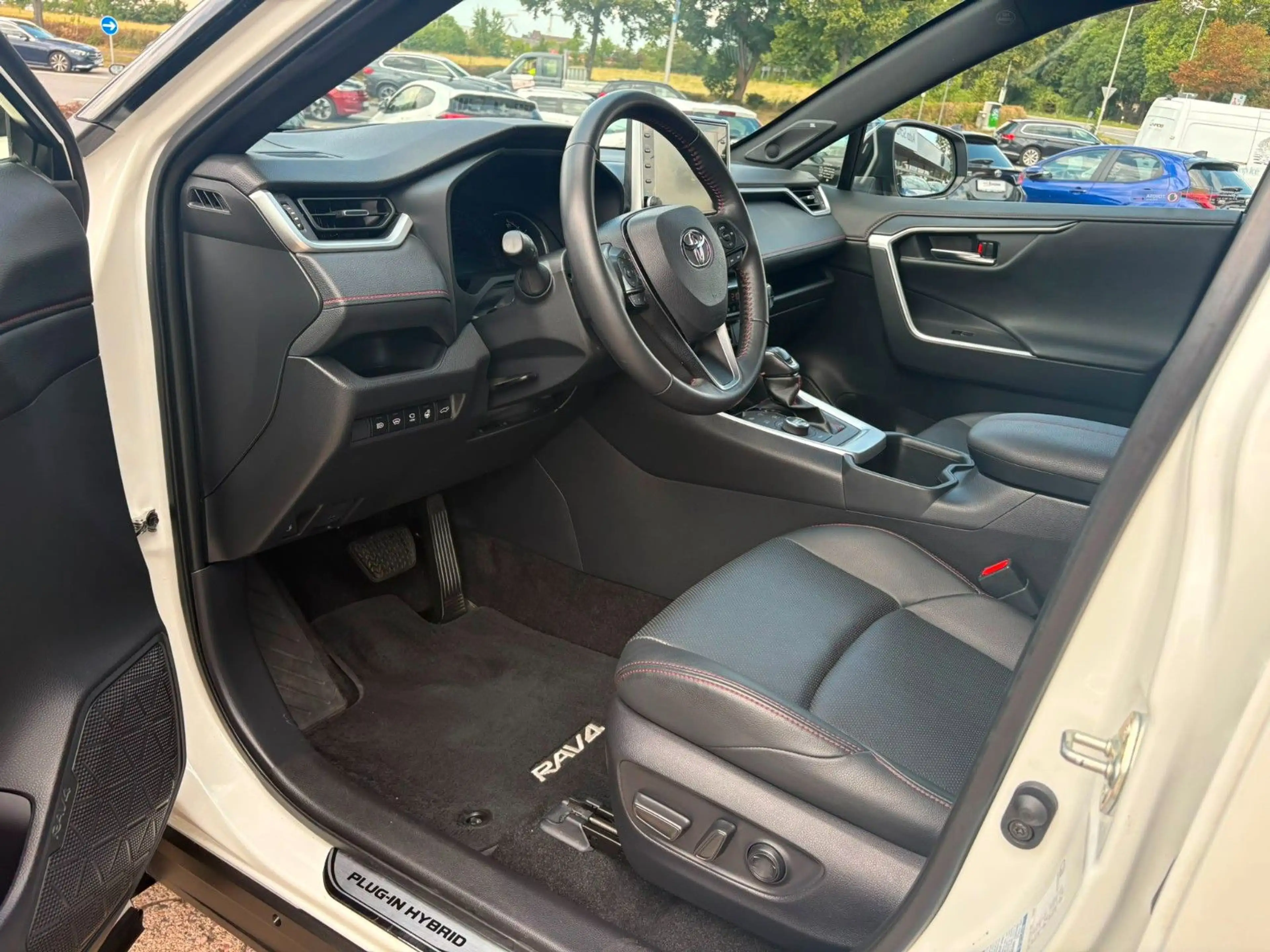 Toyota RAV 4 4 Plug-in Hybrid Style 4x4 **TECHNIKPAKET** — photo 8