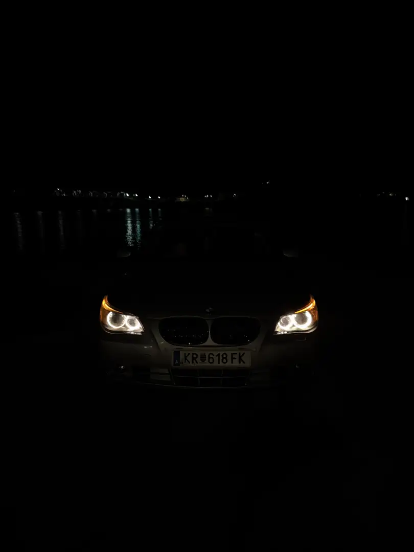 BMW 520 520d Österreich-Paket - 1
