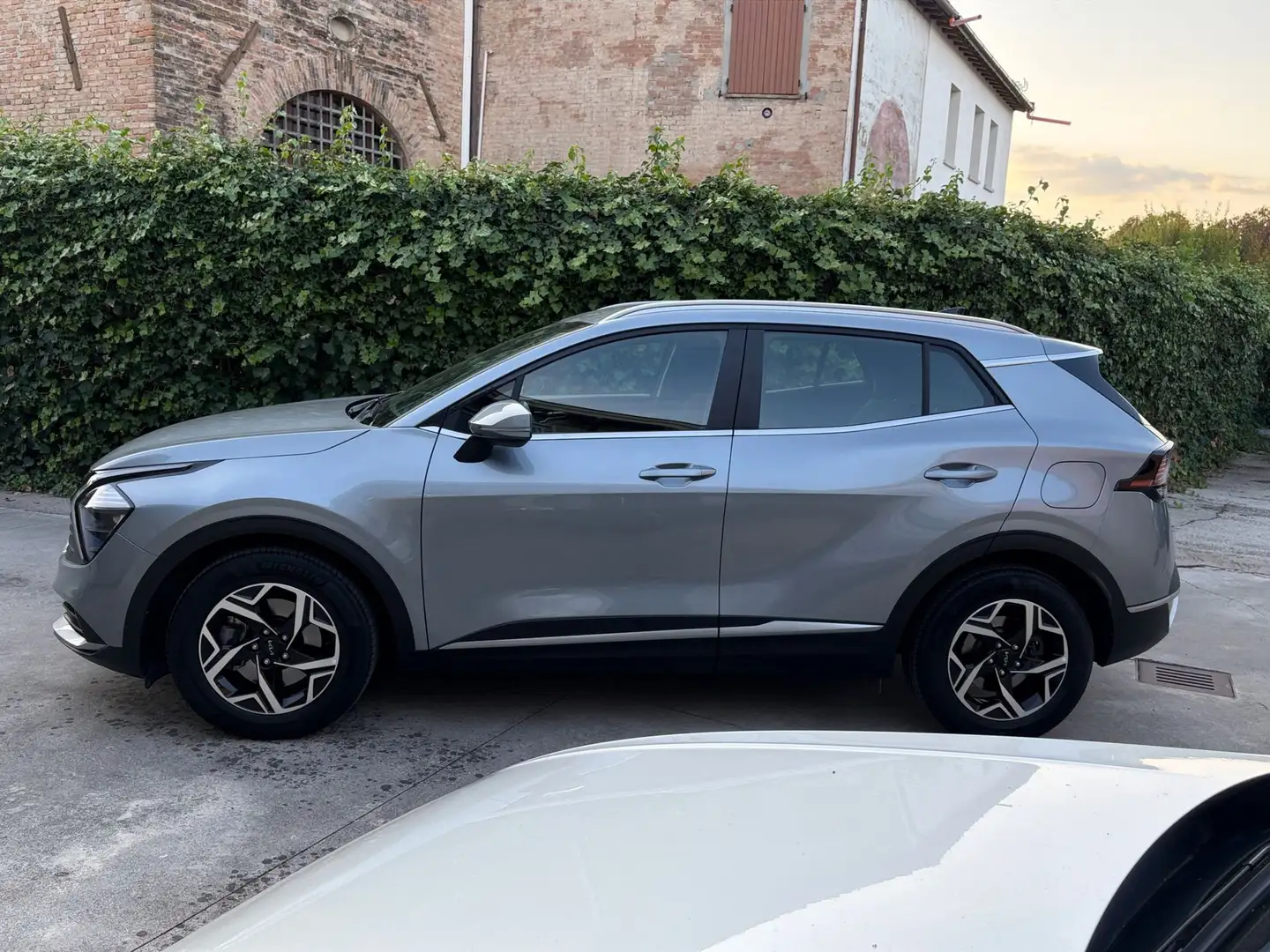 Kia Sportage Sportage 1.6 TGDi MHEV Business Argent - 2