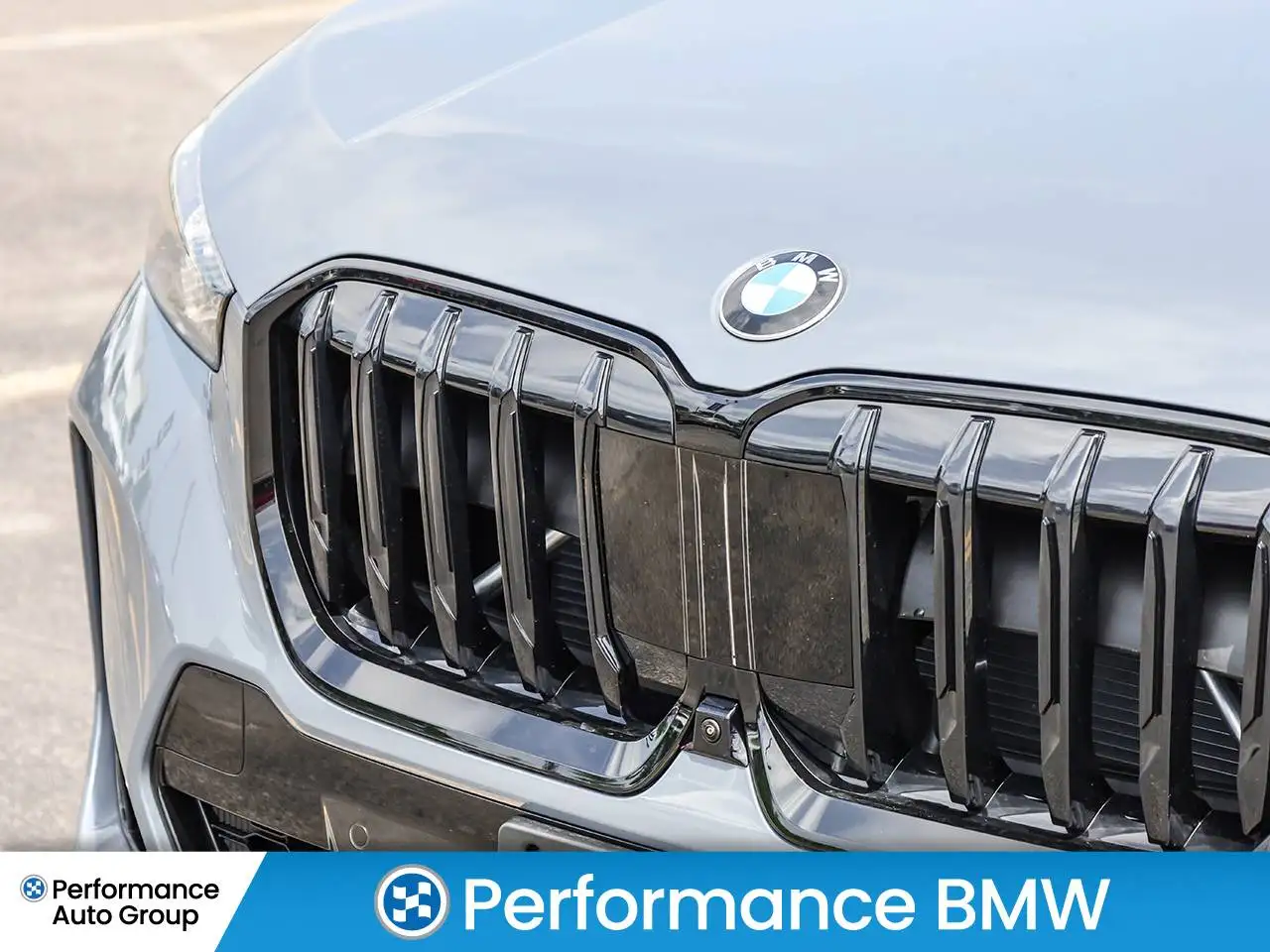 BMW X1 photo BMW X1