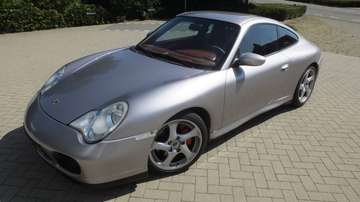 911 Carrera 4S