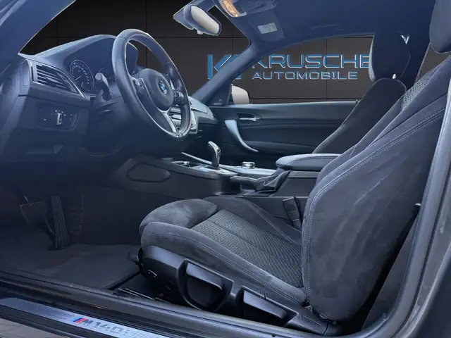 BMW 1 Series view 13
