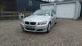 BMW 318 318i*Navi*Xenon*Standhz.*AHK*Pano*SHZ*Alu*SH* Grau - thumbnail 1