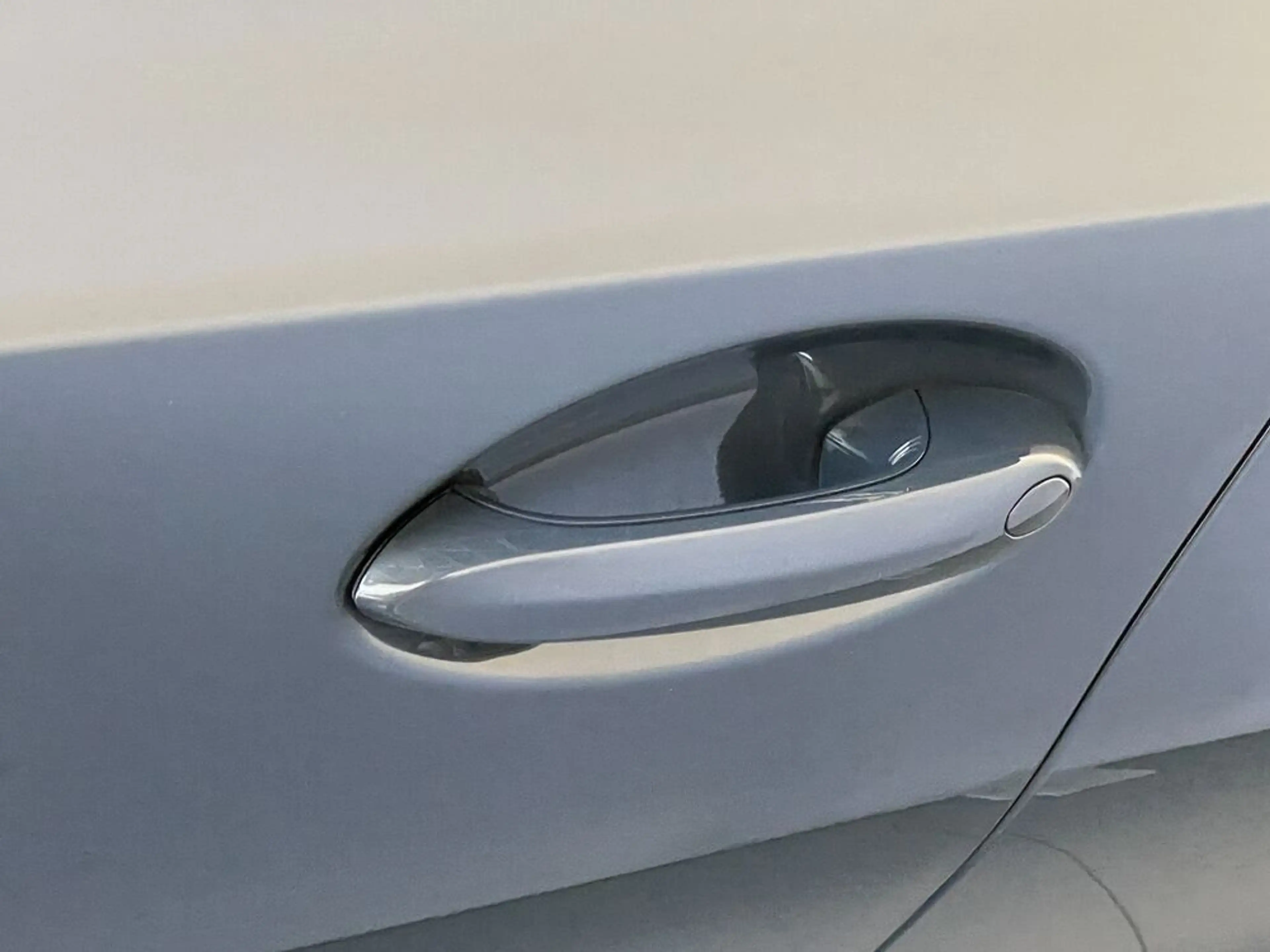BMW 320 i M *LED*HuD*SchiebeD*H&K*LenkradH*MEMO*KeyGo* — photo 14