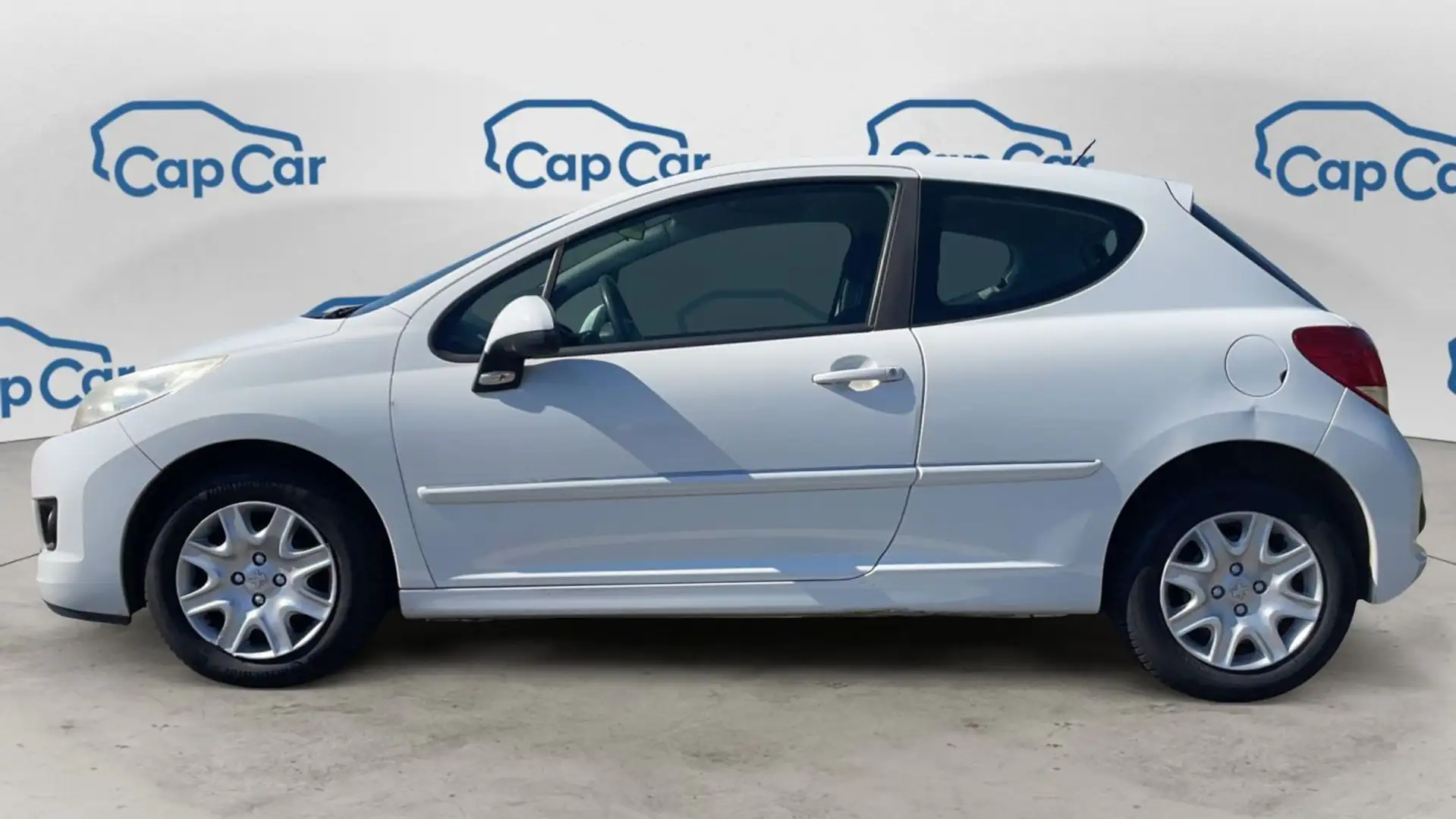 Peugeot 207 1.4 75 Plus Blanc - 2