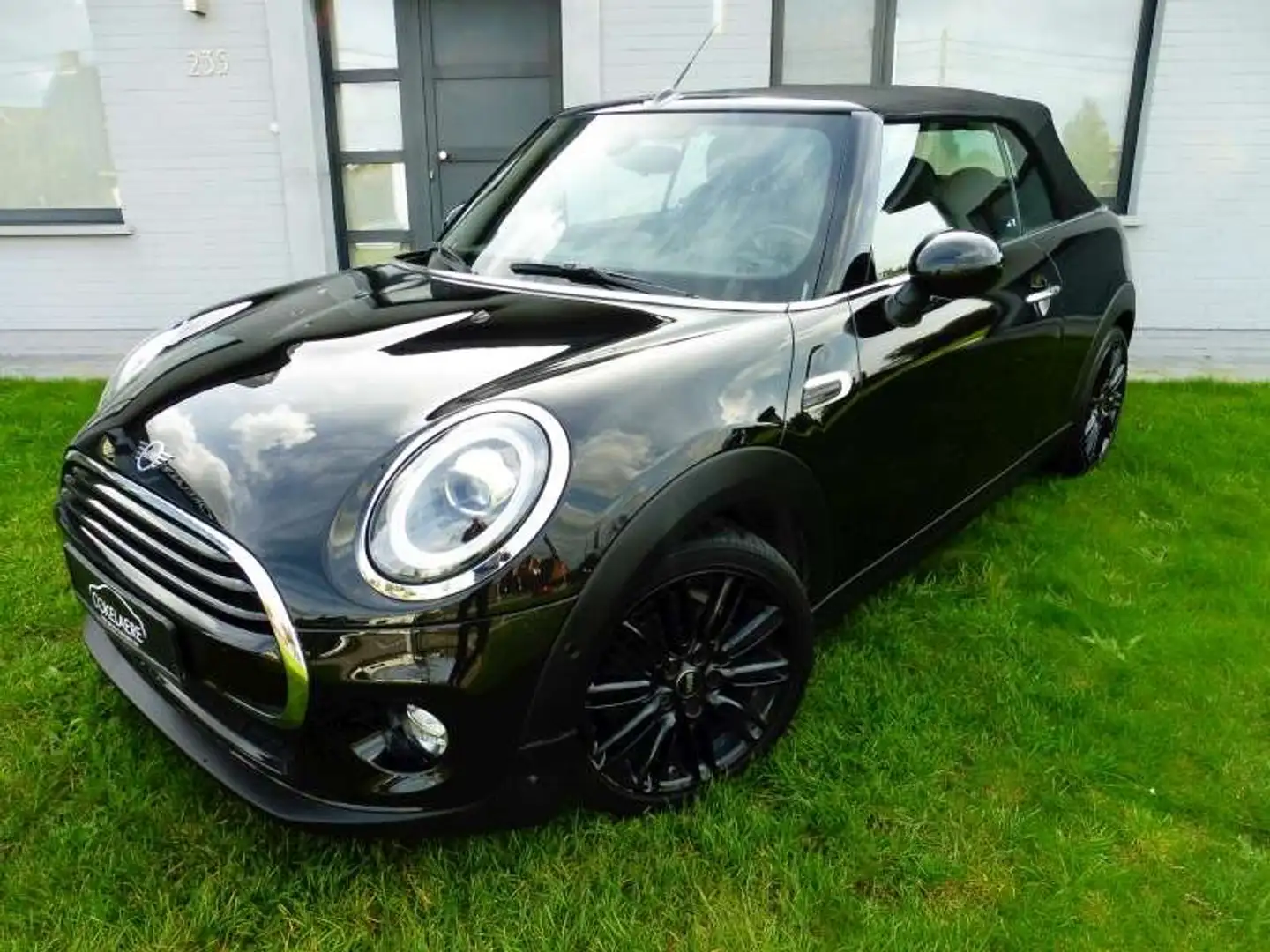 MINI Cooper Cabrio 1.5iA Leder/Navi/LED/Cruise/PDC/Bluetooth/17" Nero - 2